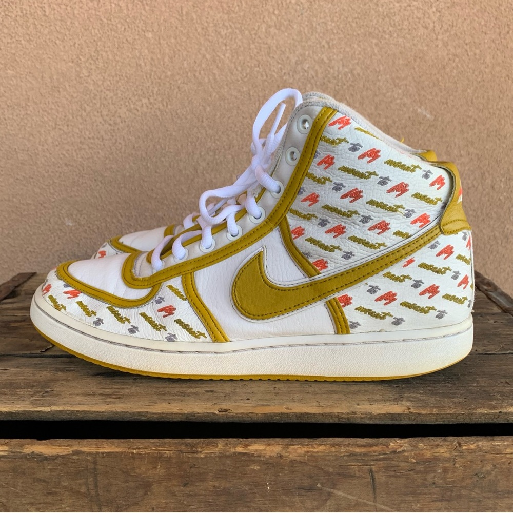 Nike Women’s Vandal Hi LX Shoes